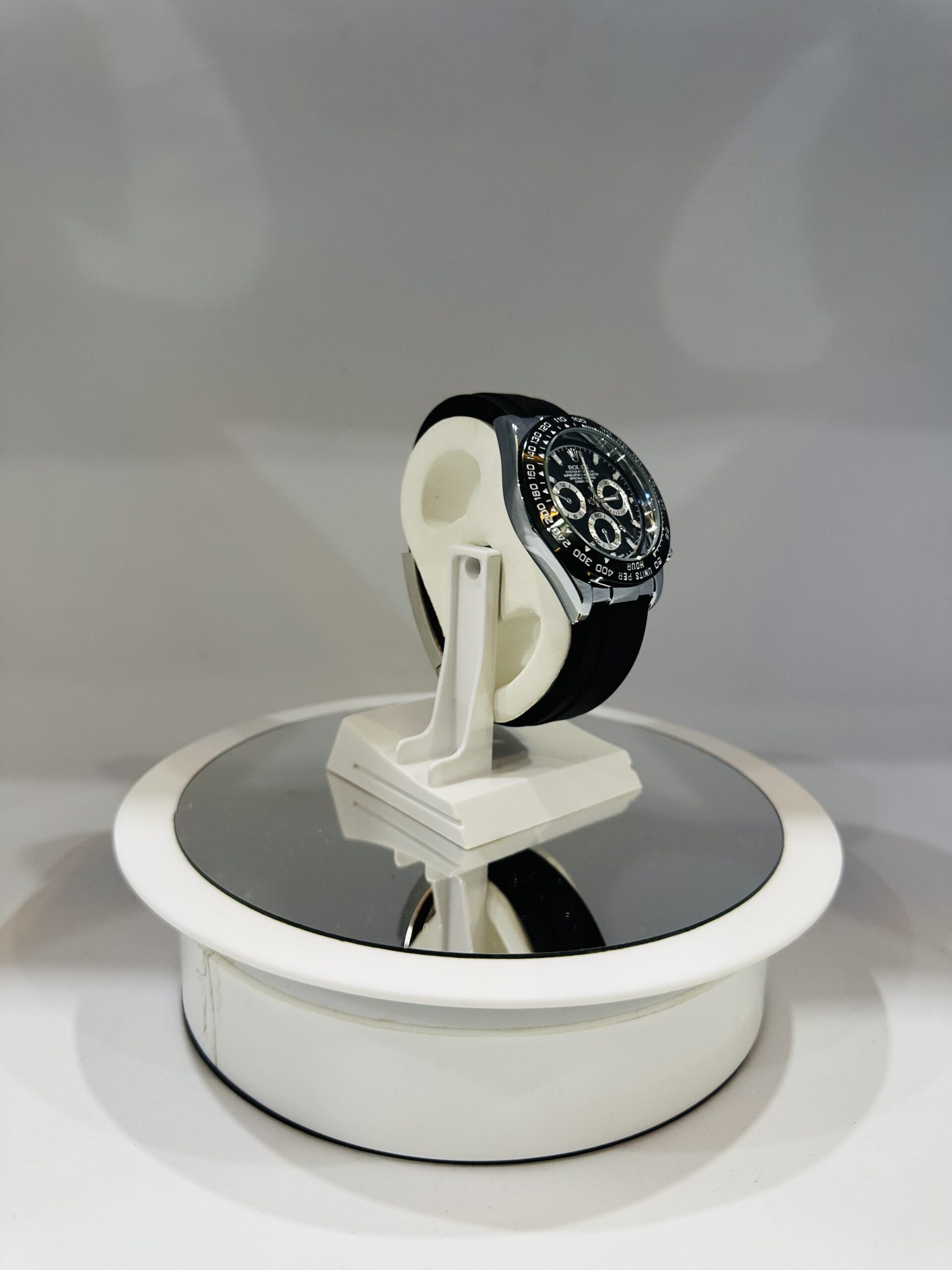 Rolex Cosmograph Daytona (Black Dial & Black Silicon Strap) - Image 2