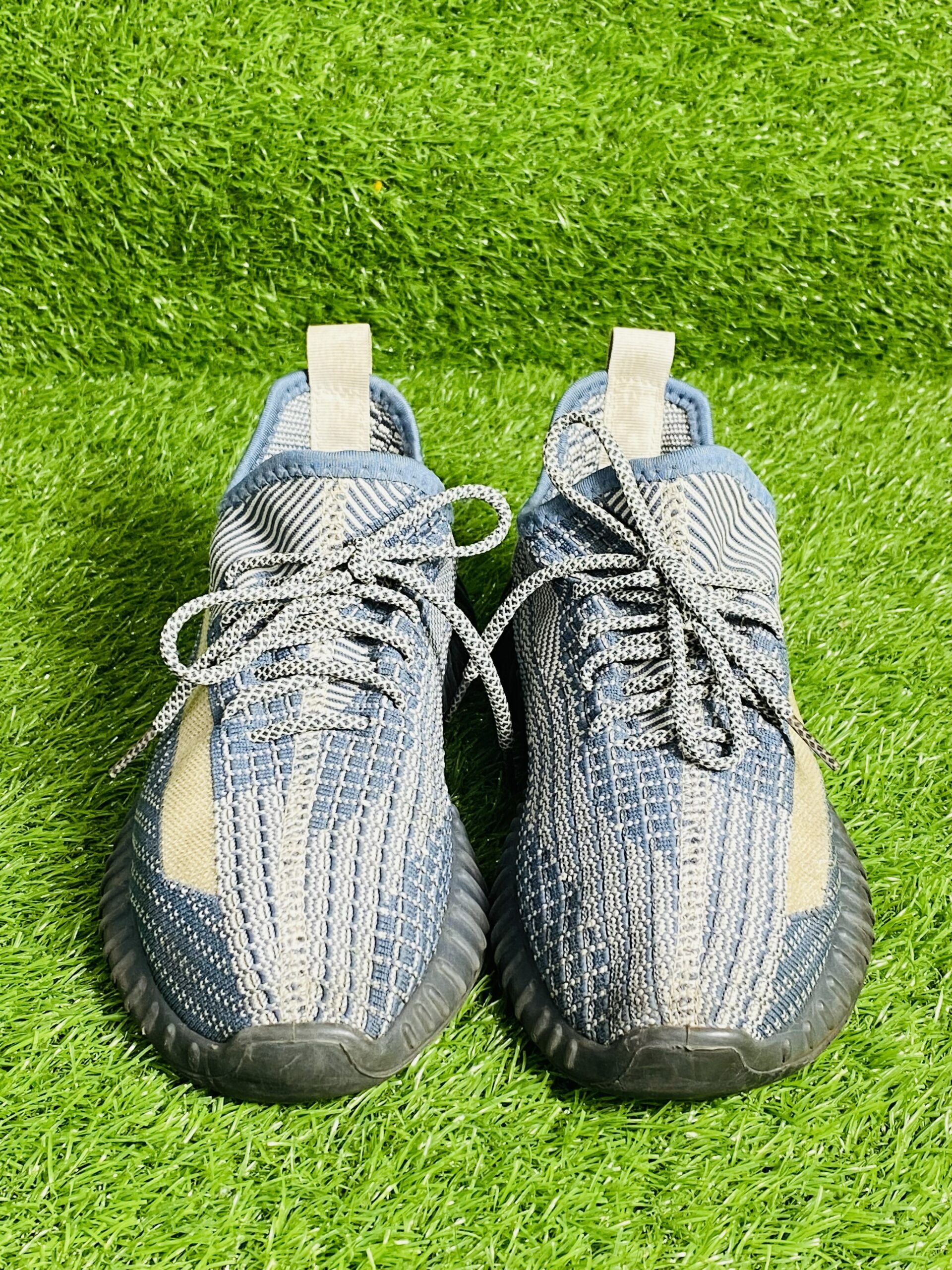 Adidas Yeezy Boost 350 V2 sneaker - Image 2