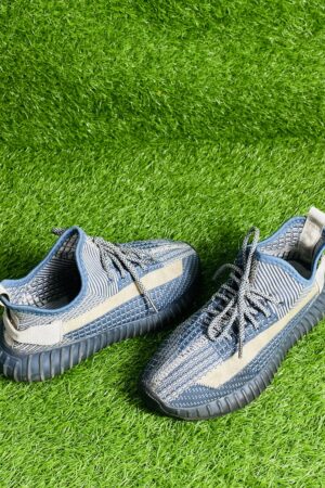 Adidas Yeezy Boost 350 V2 sneaker